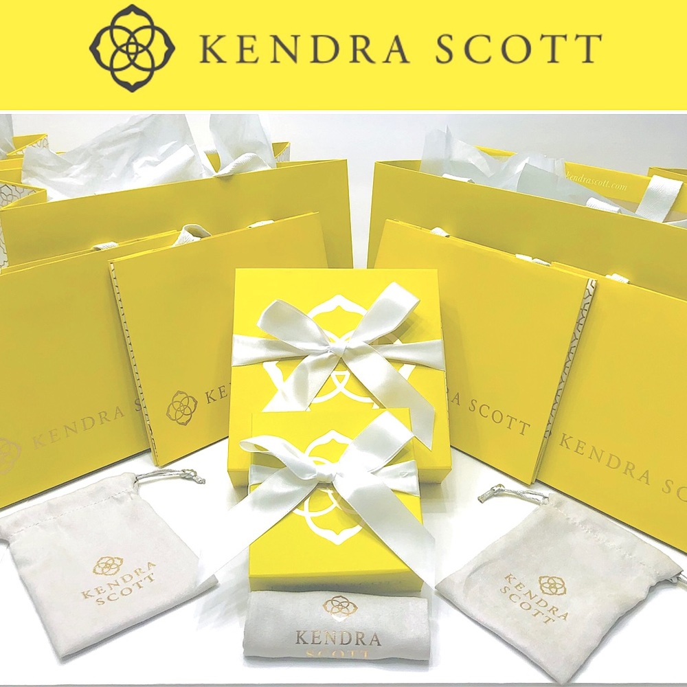 🔥SOLD🔥Kendra Gift Bags & Boxes & Pouches